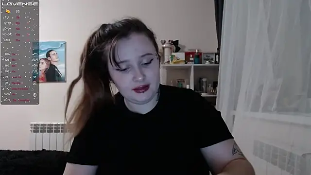 Light Luna online show from 02-14-25, 01:51