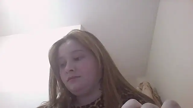 Light Luna online show from 02-20-26, 03:47