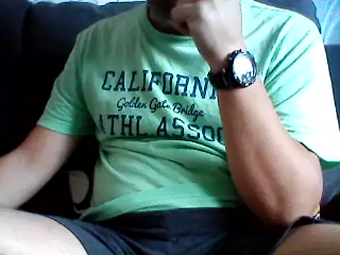 Snapshot of daky_86 chatting on 09-24-25, 03:29 daky 86 online show from 09-24-25, 03:29