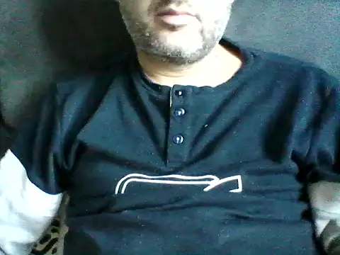 Snapshot of daky_86 chatting on 10-24-25, 03:44 daky 86 online show from 10-24-25, 03:44