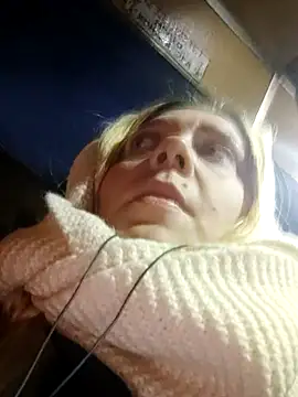 LeraSweet online show from 12-17-25, 05:40