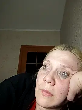 Snapshot of LeraSweet chatting on 04-21-26, 07:09 LeraSweet online show from 04-21-26, 07:09