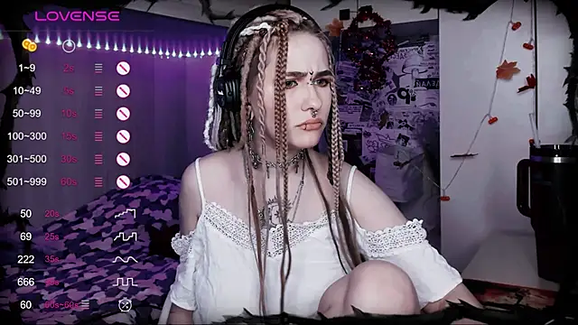 say mary online show from 01-17-25, 06:33