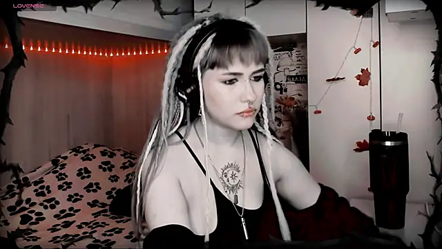say mary online show from 01-06-25, 03:40