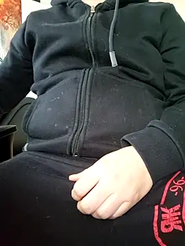 Snapshot of Picknick84 chatting on 01-04-25, 07:45 Picknick84 online show from 01-04-25, 07:45