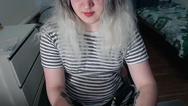 EvaMiron online show from 02-20-26, 12:07