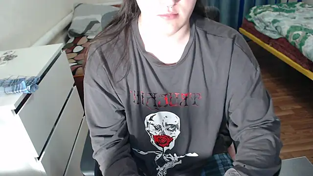 EvaMiron online show from 11-06-25, 01:20