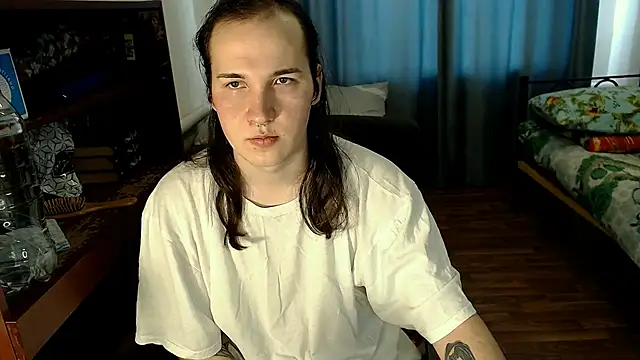 Snapshot of EvaMiron chatting on 02-23-25, 06:17 EvaMiron online show from 02-23-25, 06:17