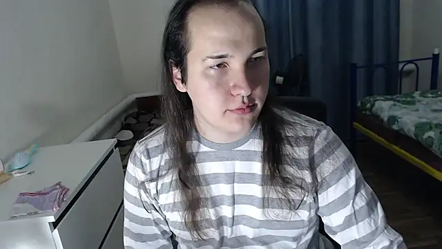 Snapshot of EvaMiron chatting on 09-24-25, 02:23 EvaMiron online show from 09-24-25, 02:23