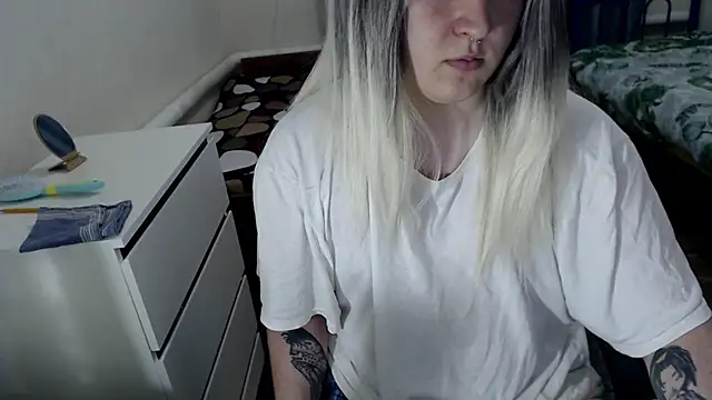 EvaMiron online show from 03-28-26, 04:30