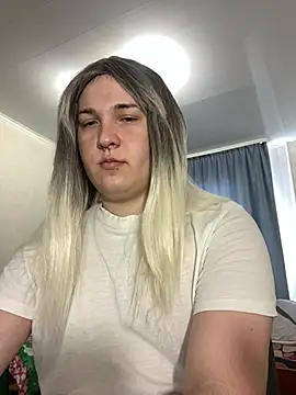 EvaMiron online show from 03-25-26, 09:19