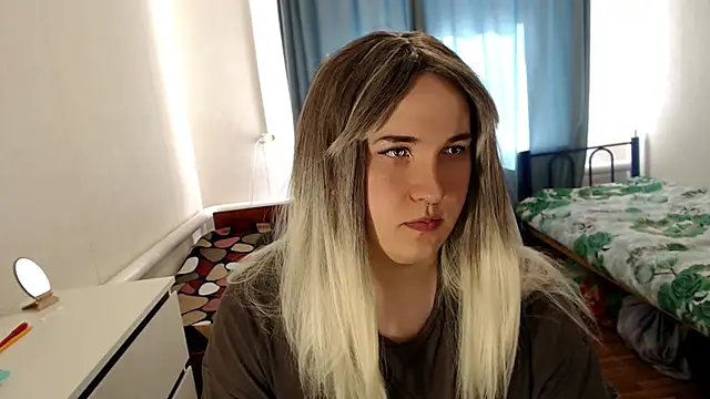 EvaMiron online show from 04-18-26, 09:33