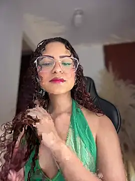 Snapshot of gretta_kler1 chatting on 06-04-26, 10:14 gretta kler1 online show from 06-04-26, 10:14