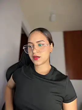 Snapshot of gretta_kler1 chatting on 02-16-25, 05:37 gretta kler1 online show from 02-16-25, 05:37