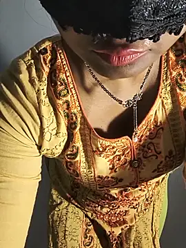 FANTASY QUEEN 07 online show from 06-17-26, 02:22