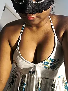Snapshot of FANTASY_QUEEN_07 chatting on 04-29-26, 02:38 FANTASY QUEEN 07 online show from 04-29-26, 02:38