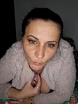 anaaamariaaaa online show from 02-10-26, 06:40