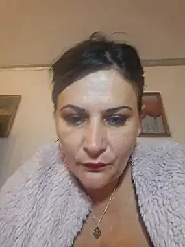 anaaamariaaaa online show from 10-21-25, 12:15