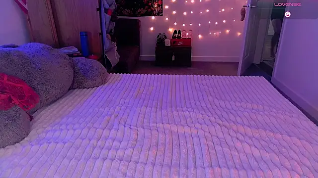 milk-toast online show from 12-06-24, 04:12