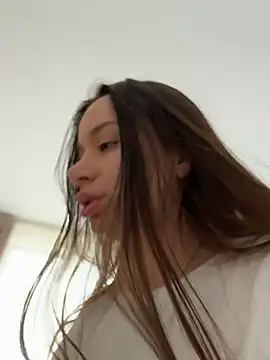 deliaroyal online show from 02-10-26, 12:37