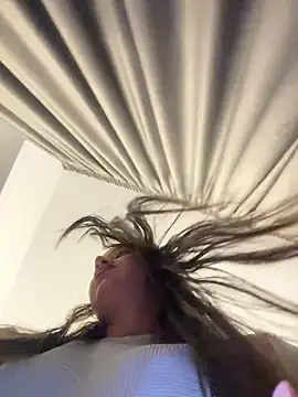 deliaroyal online show from 11-06-25, 03:16