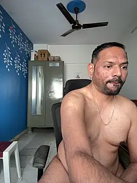 Snapshot of lovbombayduck11 chatting on 03-22-26, 09:22 lovbombayduck11 online show from 03-22-26, 09:22