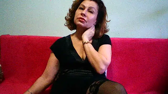 Mat Elenore online show from 12-17-25, 06:40