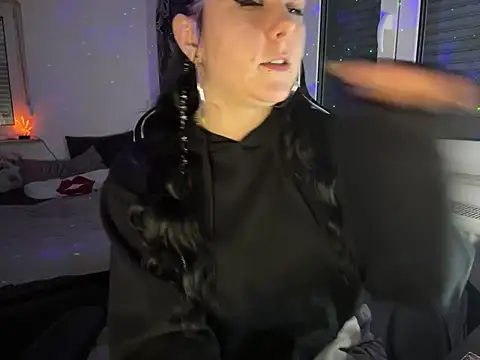 Snapshot of kinkygirl420x chatting on 01-20-25, 09:11 kinkygirl420x online show from 01-20-25, 09:11