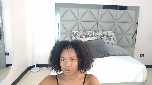 Snapshot of genesis_moretz chatting on 05-23-26, 04:44 genesis moretz online show from 05-23-26, 04:44