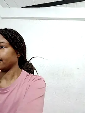 genesis moretz online show from 03-02-26, 05:08