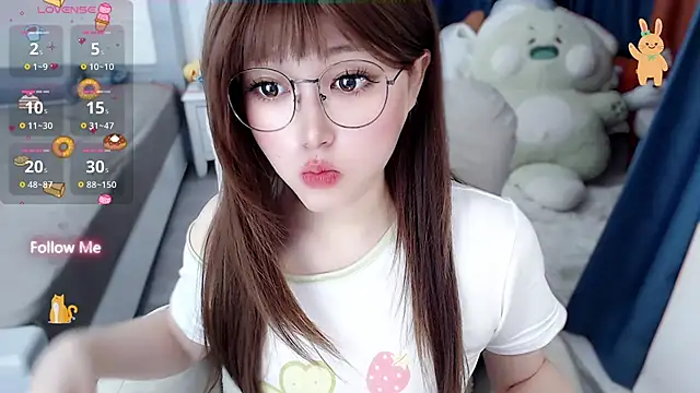 Snapshot of Sweet-18wanwan chatting on 05-30-26, 03:17 Sweet-18wanwan online show from 05-30-26, 03:17