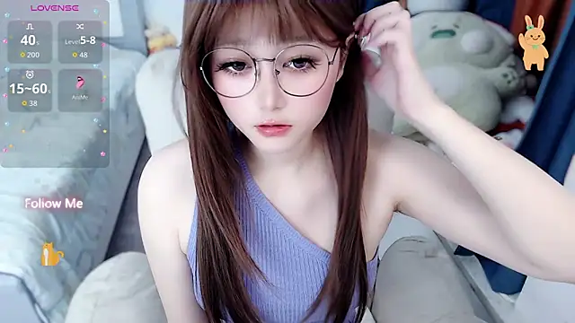 Snapshot of Sweet-18wanwan chatting on 04-21-26, 04:46 Sweet-18wanwan online show from 04-21-26, 04:46
