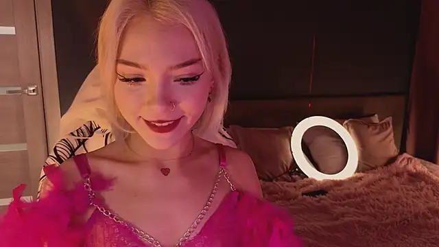 SandraBoyl online show from 03-15-25, 01:19