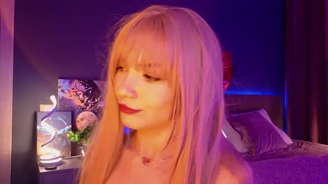 SandraBoyl online show from 03-18-25, 04:18