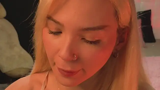 SandraBoyl online show from 11-28-25, 02:12