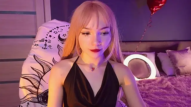 SandraBoyl online show from 03-03-25, 04:21