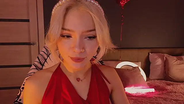 SandraBoyl online show from 03-14-25, 01:05