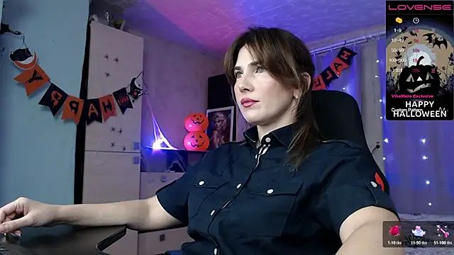 Snapshot of Daniela_Cooperr chatting on 11-02-25, 04:45 Daniela Cooperr online show from 11-02-25, 04:45