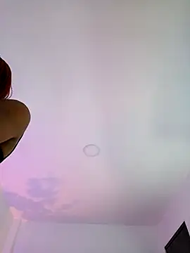 Elektra Queen online show from 11-20-25, 12:50