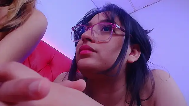 Little Cuttie  online show from 02-21-25, 10:28