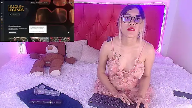Little Cuttie  online show from 03-03-25, 04:32