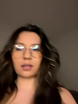 marie2  online show from 10-16-25, 10:51