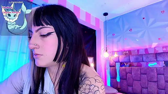 Snapshot of Candy_morgan412 chatting on 04-26-26, 12:46 Candy morgan412 online show from 04-26-26, 12:46