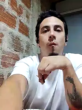 Snapshot of Rejy1992 chatting on 12-26-24, 03:49 Rejy1992 online show from 12-26-24, 03:49