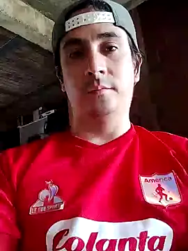 Snapshot of Rejy1992 chatting on 02-02-25, 07:57 Rejy1992 online show from 02-02-25, 07:57