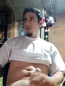 Snapshot of Rejy1992 chatting on 12-31-24, 04:06 Rejy1992 online show from 12-31-24, 04:06