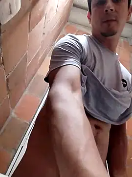 Snapshot of Rejy1992 chatting on 10-11-25, 04:35 Rejy1992 online show from 10-11-25, 04:35