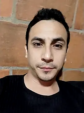 Snapshot of Rejy1992 chatting on 10-07-25, 03:18 Rejy1992 online show from 10-07-25, 03:18