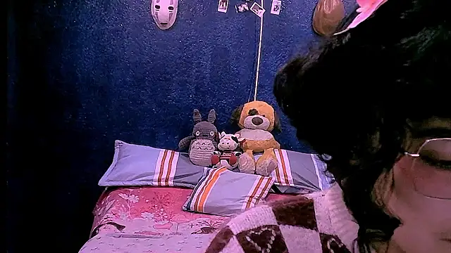 NinaYellow online show from 03-17-26, 01:03