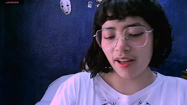 NinaYellow online show from 01-16-25, 02:19